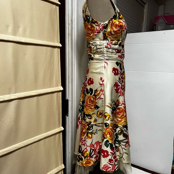 Forever 21 Red and Yellow Plunge Neck Sundress vintage retro 90’s - Picture 4 of 11